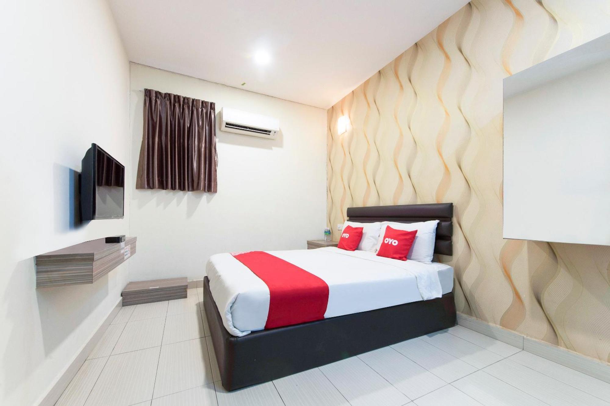 Super Oyo 90385 H3 Hotel Yong Peng Eksteriør bilde