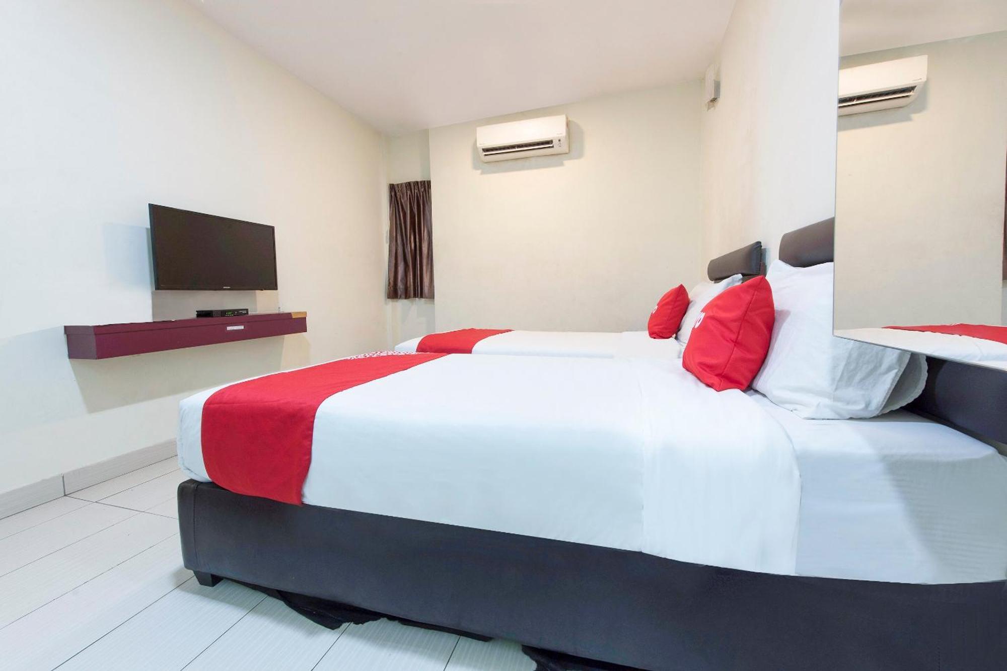 Super Oyo 90385 H3 Hotel Yong Peng Eksteriør bilde