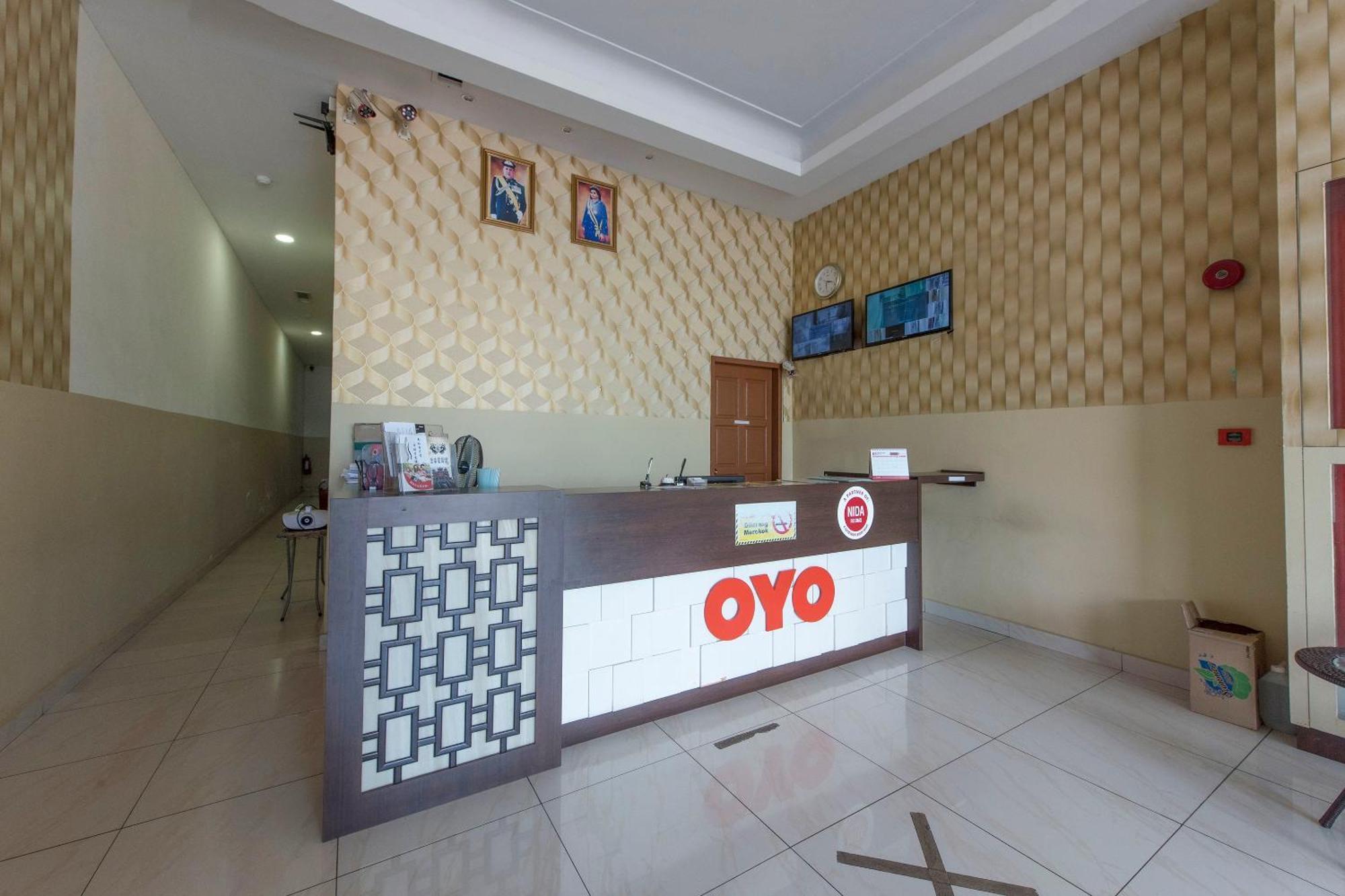 Super Oyo 90385 H3 Hotel Yong Peng Eksteriør bilde