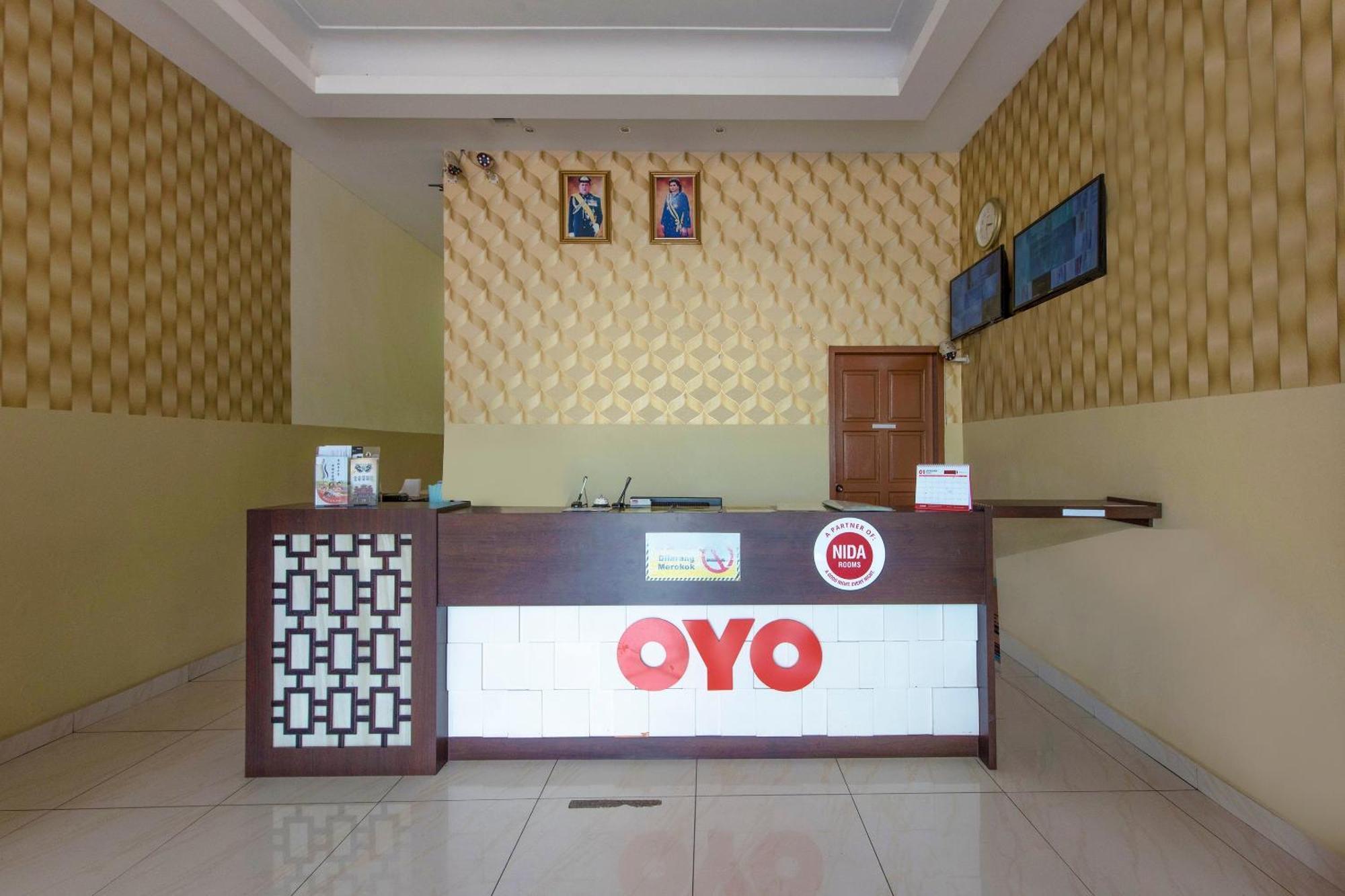 Super Oyo 90385 H3 Hotel Yong Peng Eksteriør bilde
