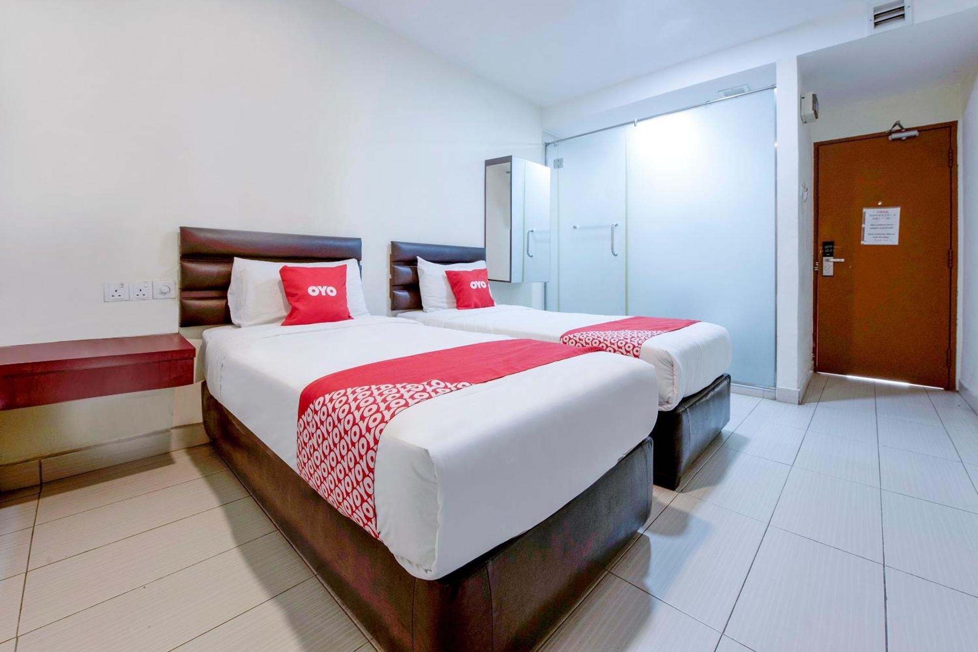 Super Oyo 90385 H3 Hotel Yong Peng Eksteriør bilde
