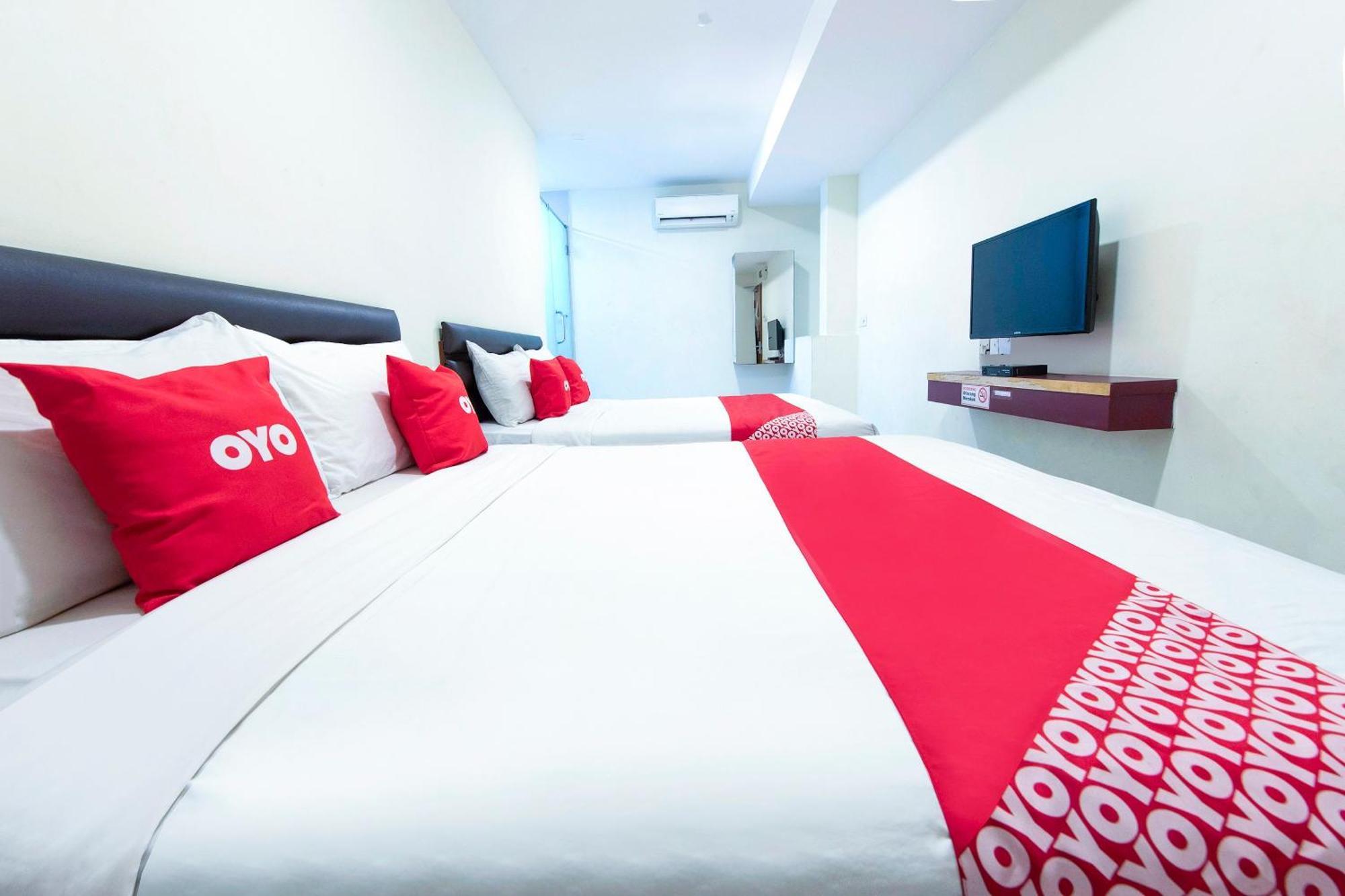 Super Oyo 90385 H3 Hotel Yong Peng Eksteriør bilde
