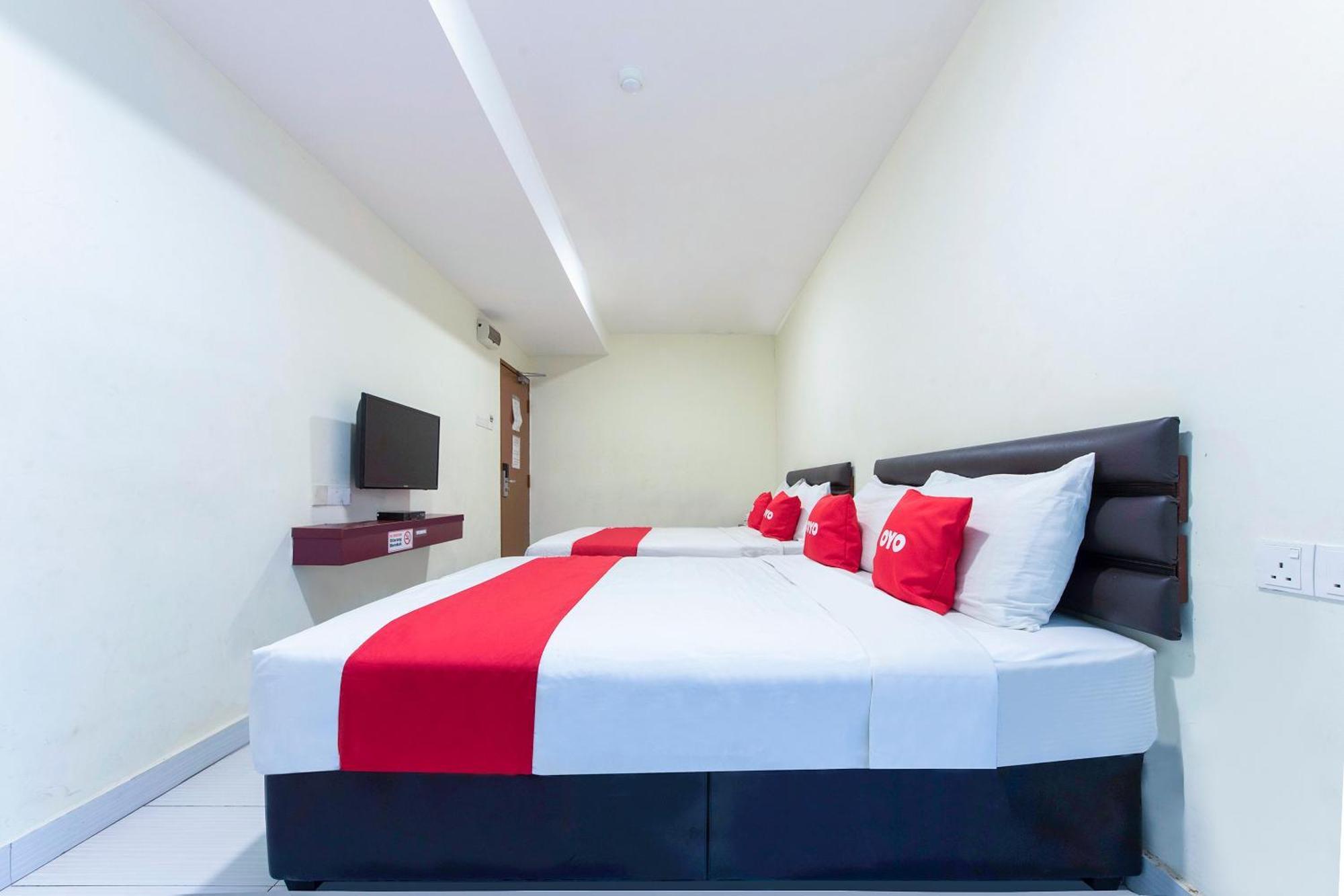 Super Oyo 90385 H3 Hotel Yong Peng Eksteriør bilde